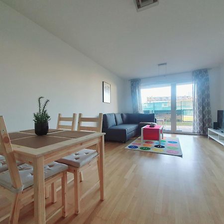Near Lake One Bedroom Cute Apartment Vienne Extérieur photo